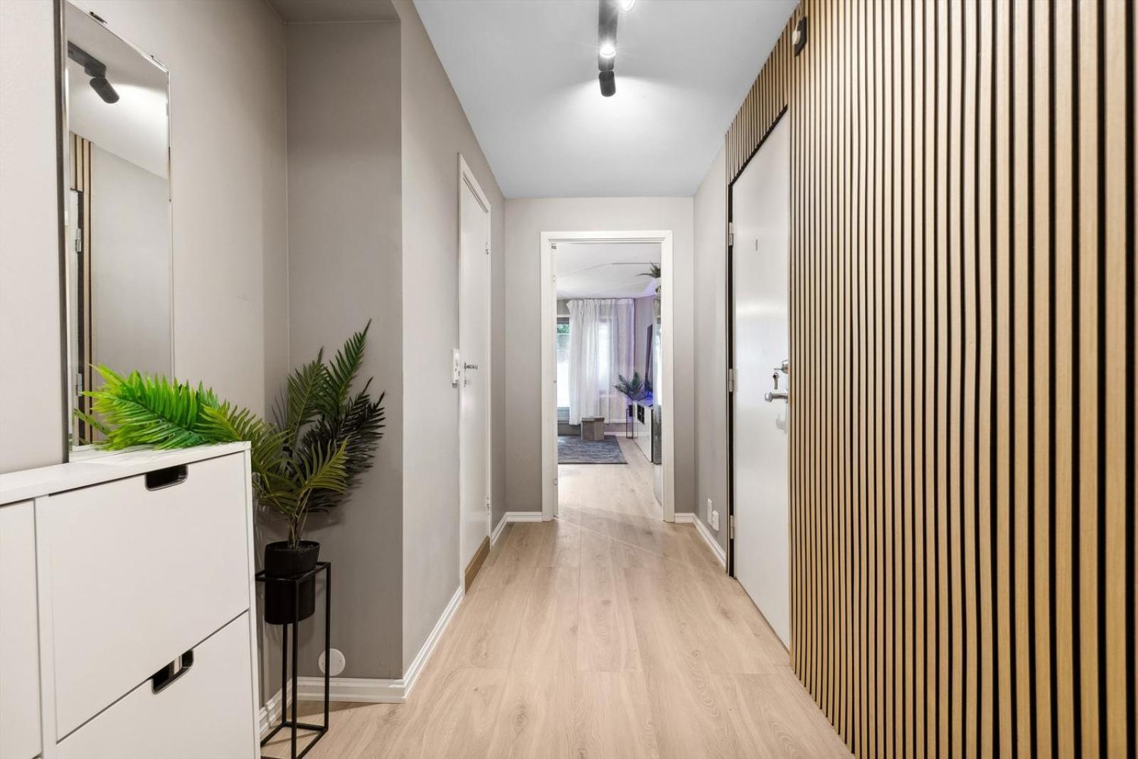 Luxurious Modern Room In Central Oslo - Eur 4K Expensive Bed And 82" Cinematic Tv Esterno foto